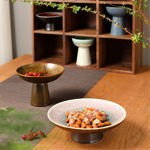 Ceramic kiln into a tall bowl 20221105