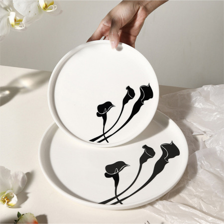 Black and White Matillian Set Underglaze 20230207